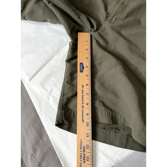 The North Face mens size 34 shorts olive green performance hiking, camping - Picture 5 of 7